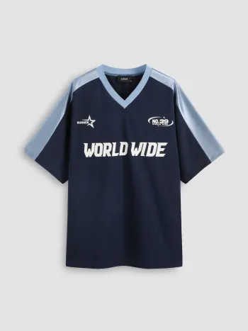 WORLD WIDE V-neck Graphic Raglan Tee