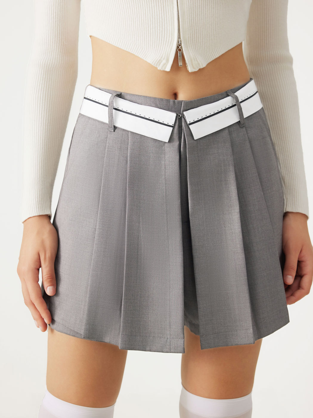  Mittlere Taille Plissierte Tasche Zip Shorts
