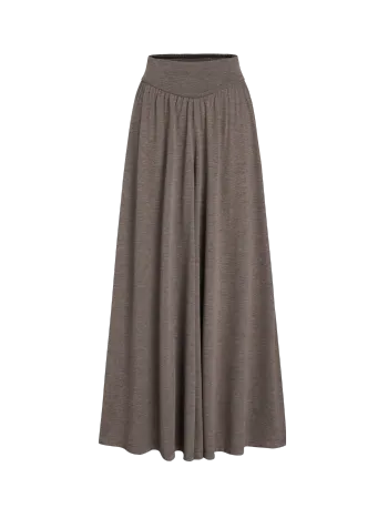Extrem breite, elastische Hosen