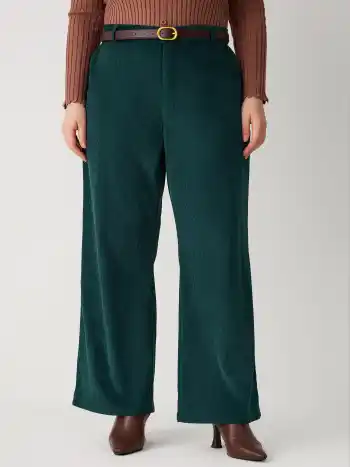Pantaloni a gamba tesa a vita media in velluto a coste con cintura Curve & Plus