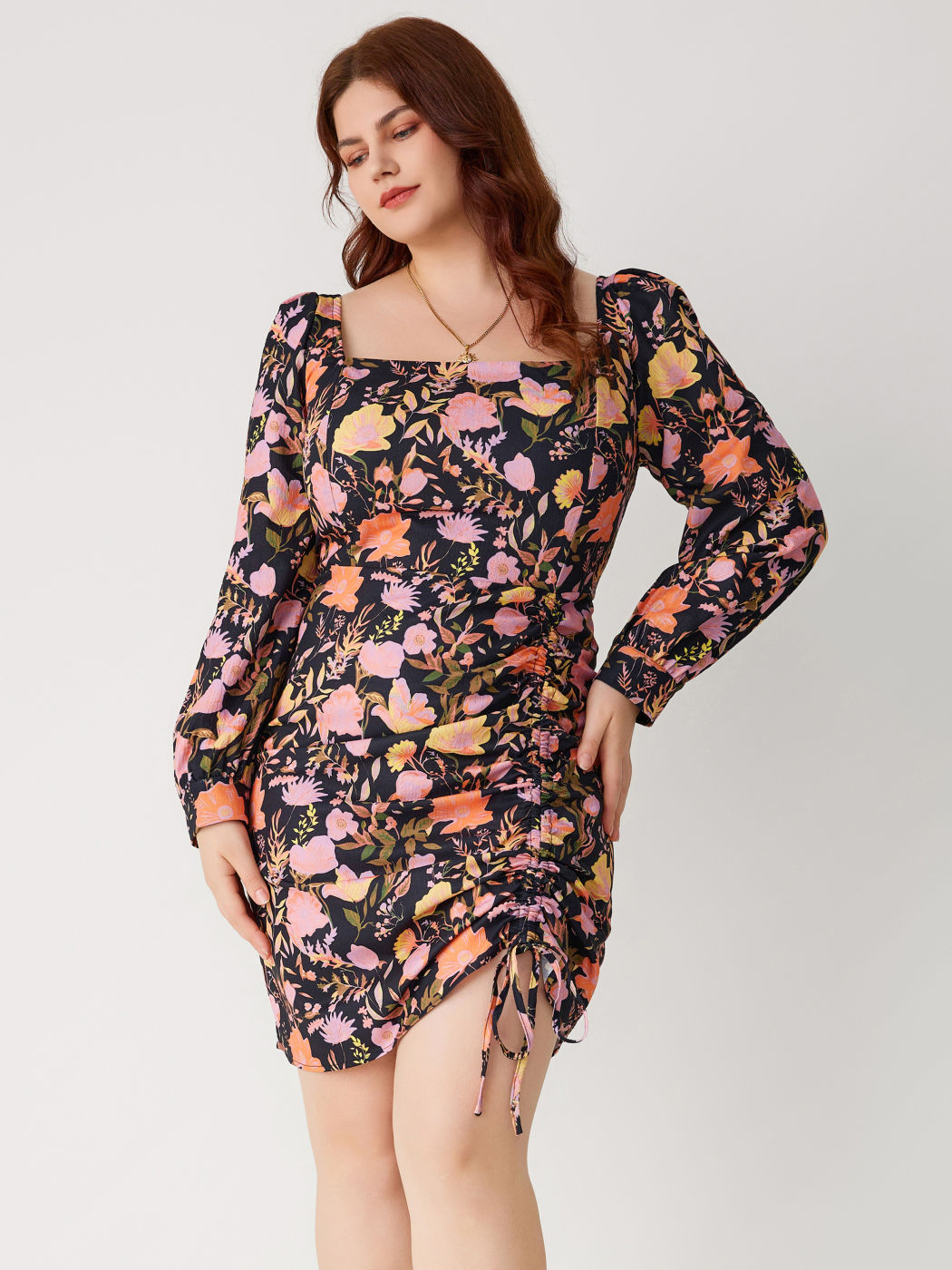 Quadratischer Ausschnitt Blumen Minikleid Kurve & Plus
