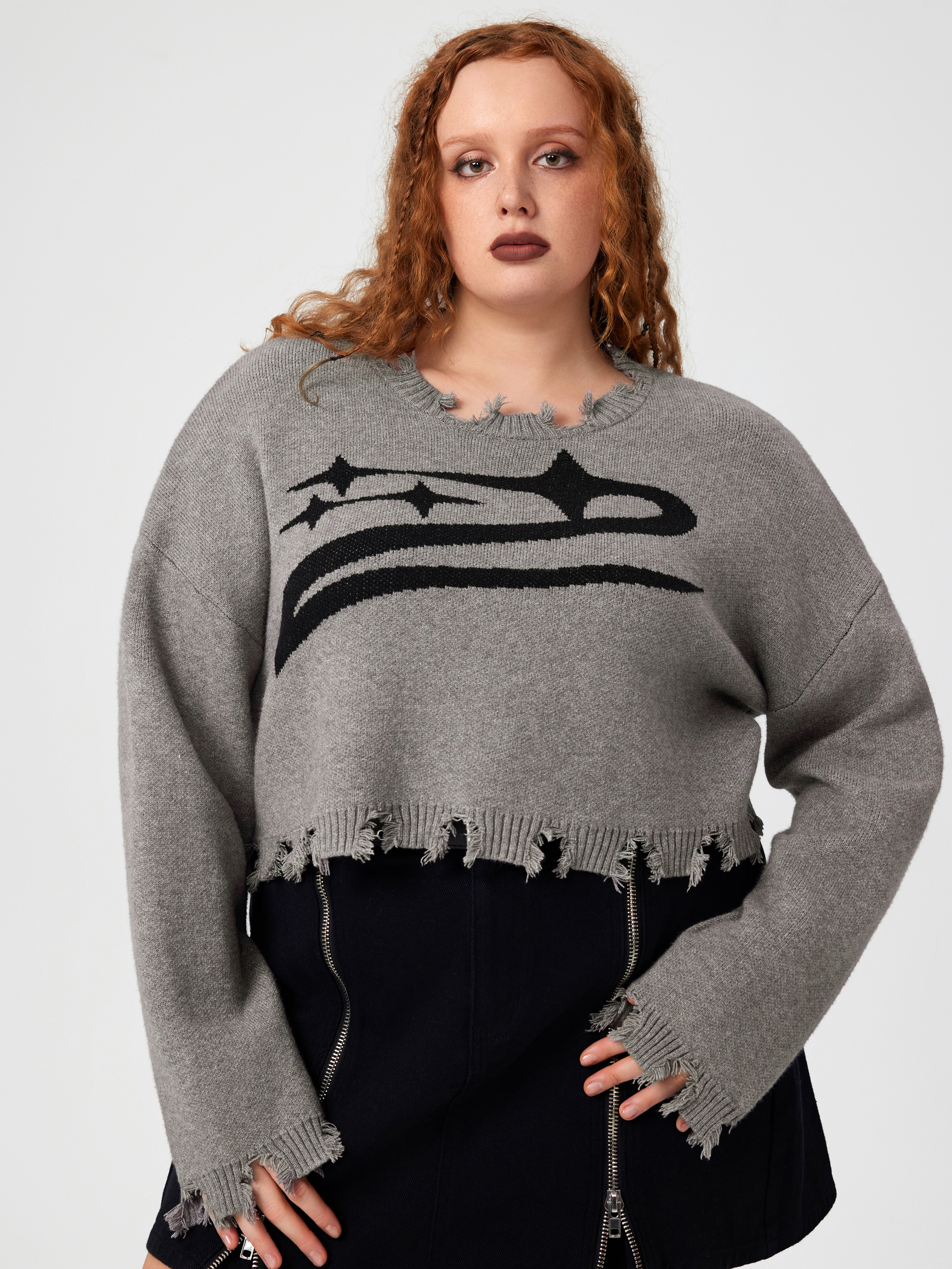 Knit Round Neckline Star Graphic Ripped Long Sleeve Top Curve