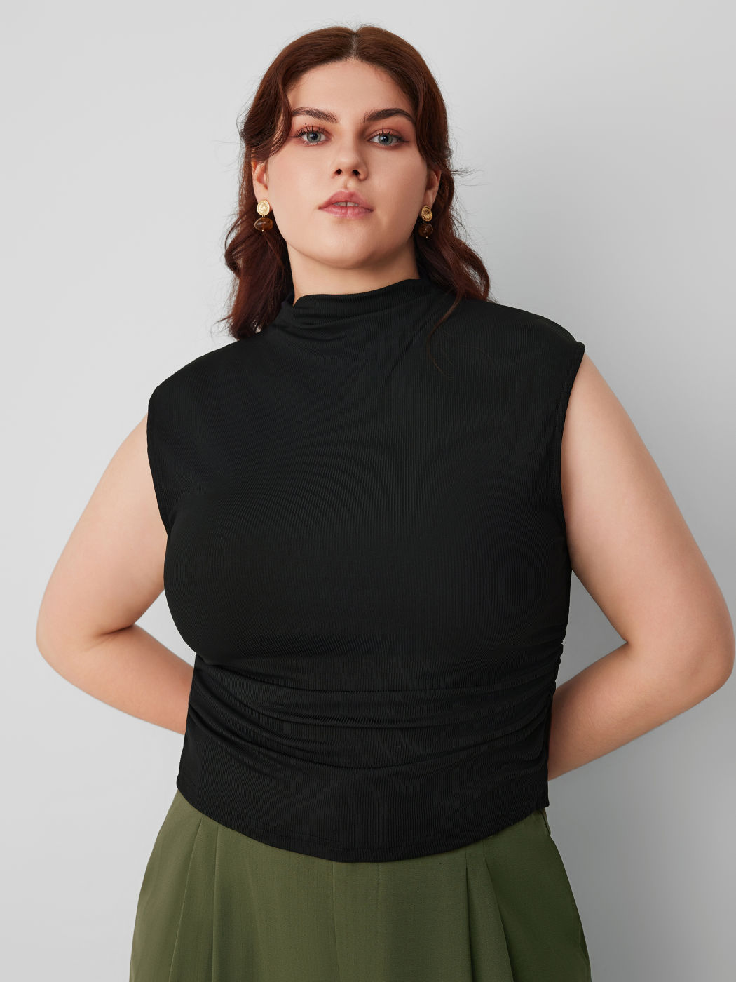Solid High Neck Sleeveless Ruched Tank Top Curve & Plus