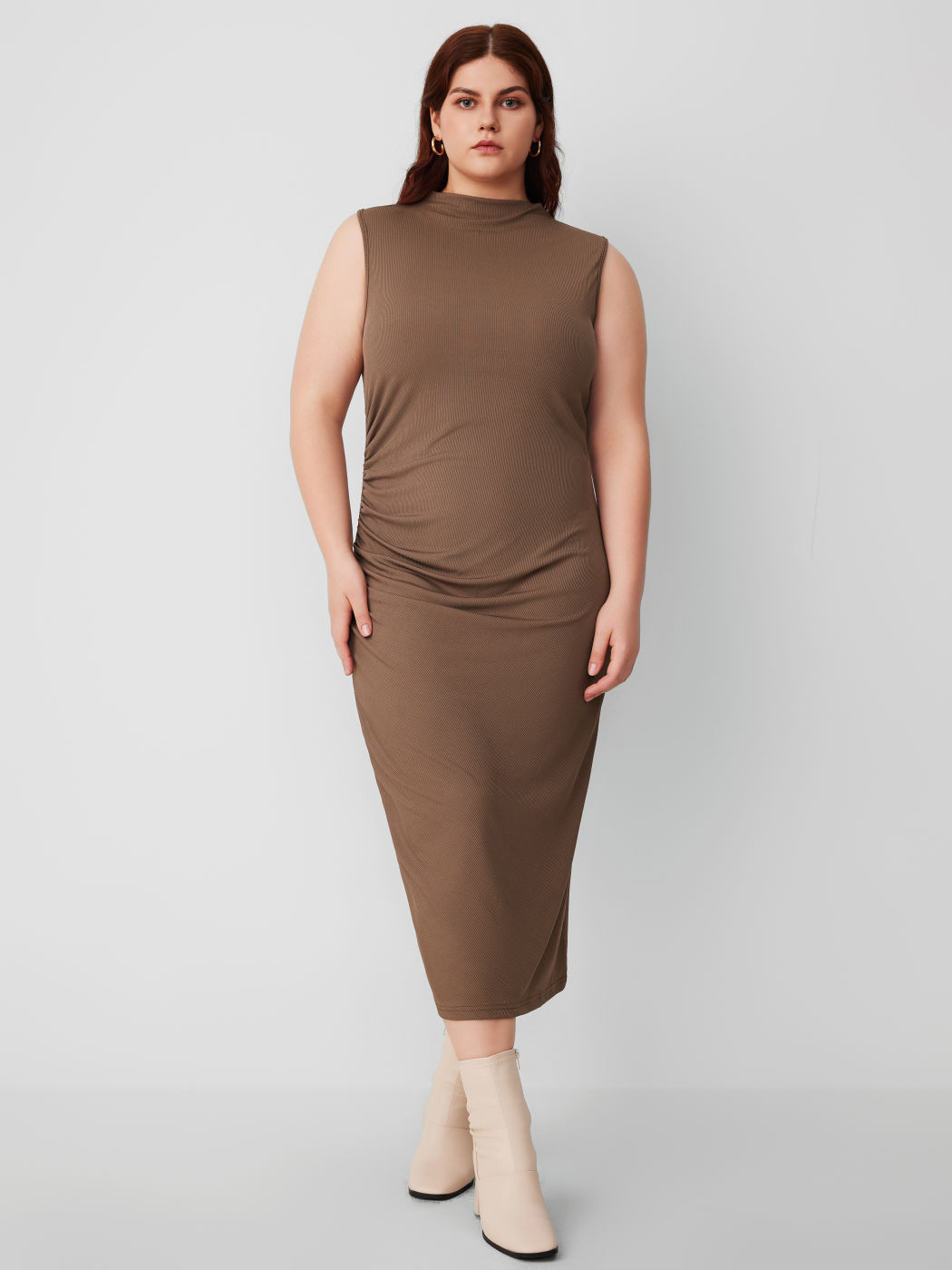 High Neck Ruched Midikleid Kurve & Plus