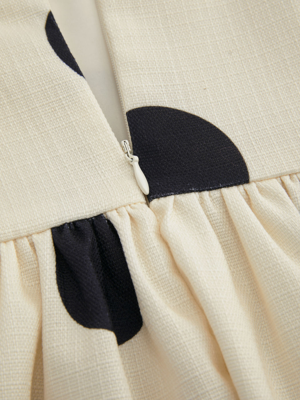 Square Neck Polka Dot Ruffle Midi Dress For Coffee Shop Exhibition Date