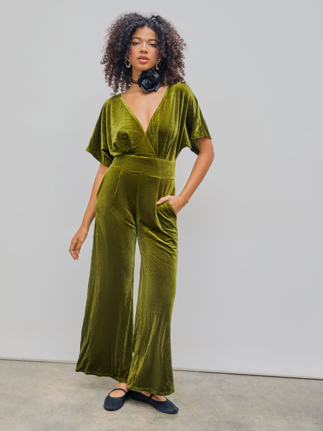 Velvet V-neck Solid Ruffle Jumpsuit