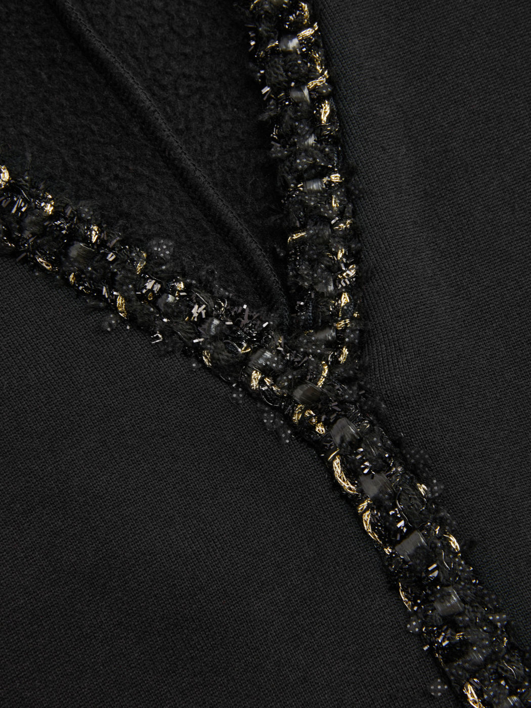V-neck Pocket Solid Hoodie