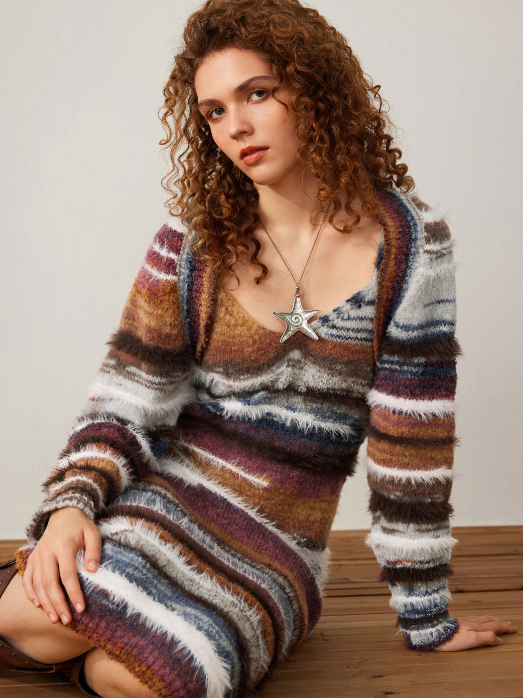  Fuzzy Collarless Stripe Knitted Crop Shrug