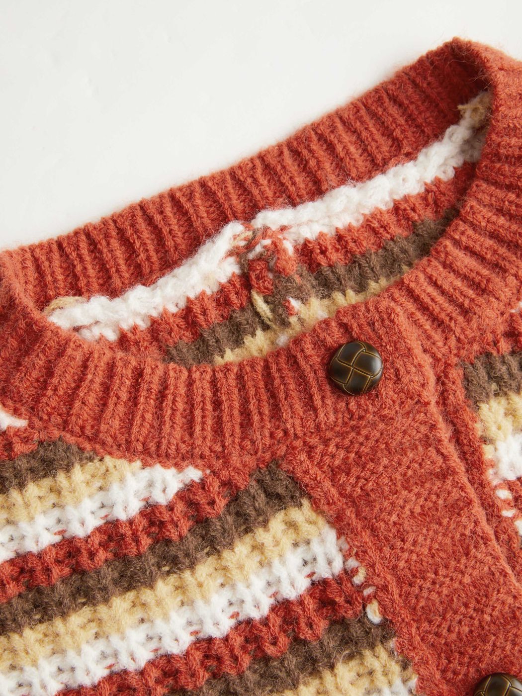  Rundhalsausschnitt Streifen Knopf Strickjacke