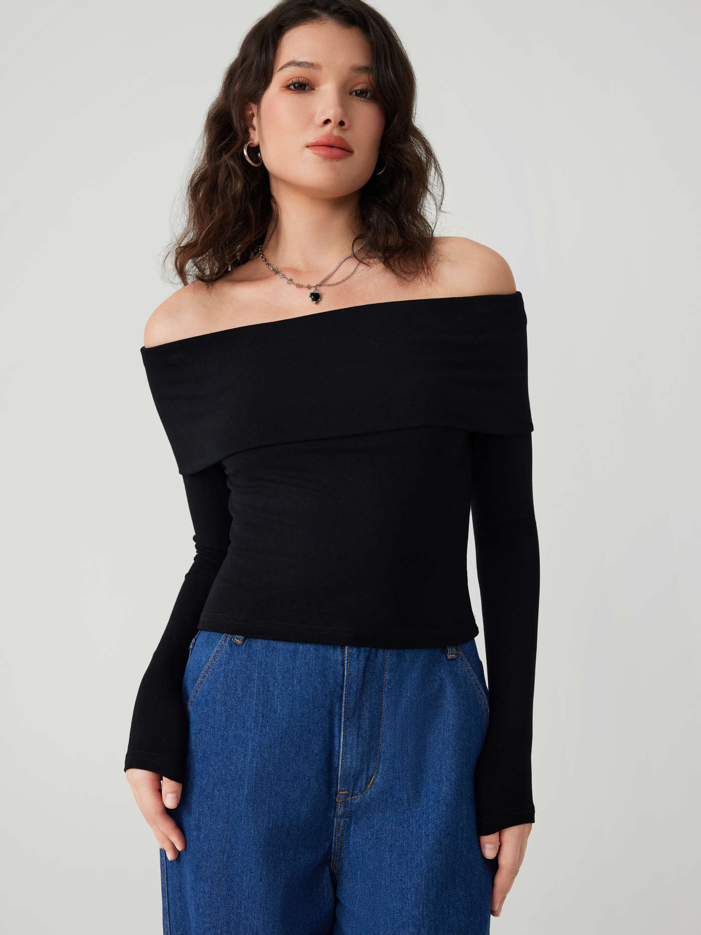 Off-shoulder Solid Long Sleeve Top