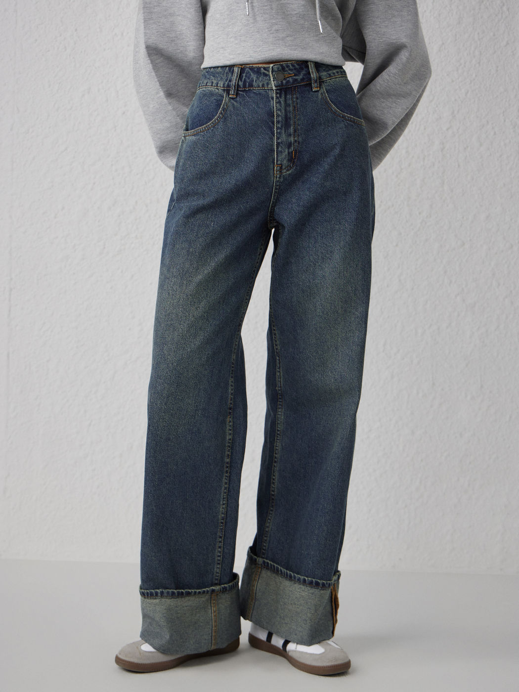 Middle Waist Solid Button Wide Leg Jeans