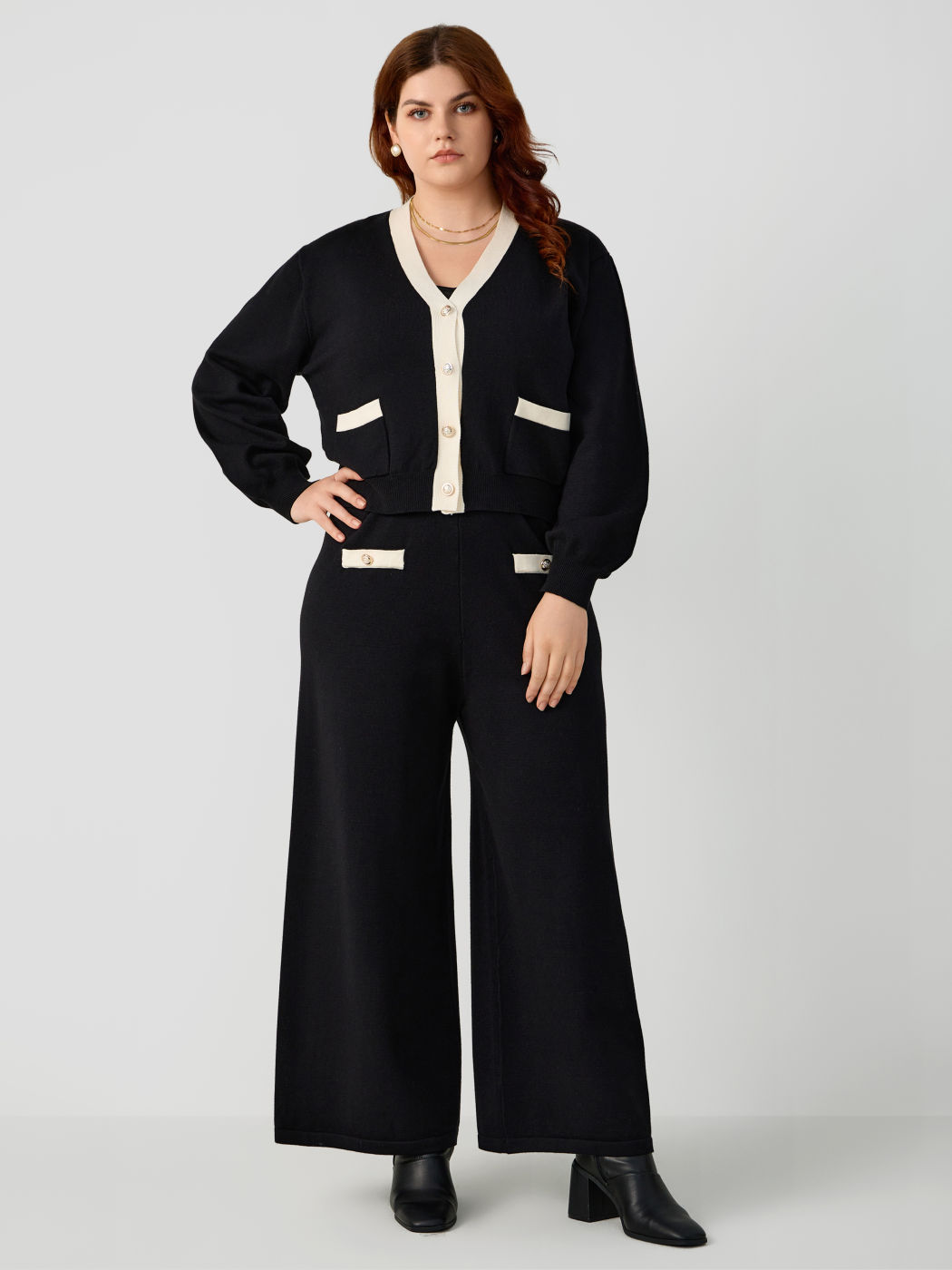 Knit Mid Waist Button Trousers Curve & Plus