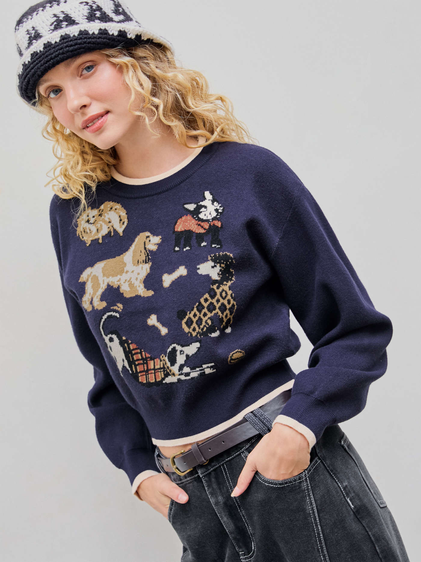 Round Neck Puppy Contrasting Binding Knitted Top