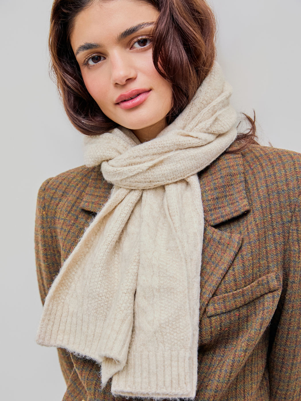 Wool Cable Knit Scarf