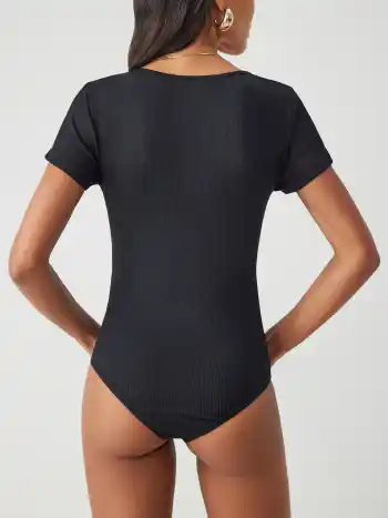 Einfarbiges Kurzarm-Bodysuit mit quadratischem Halsausschnitt