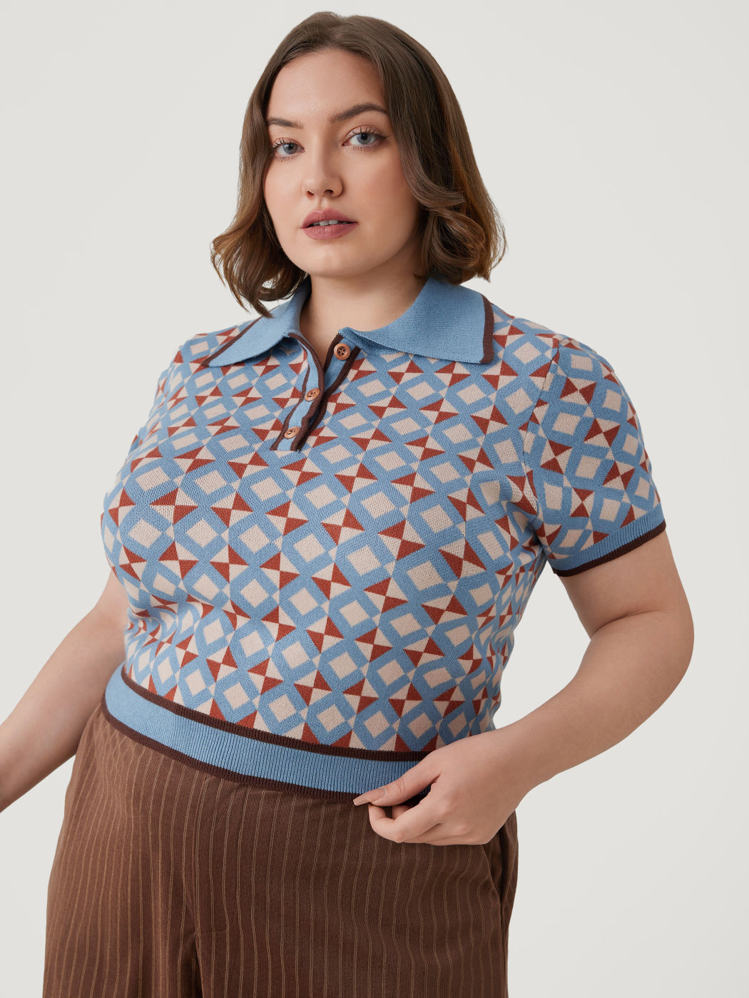 Knit Collar Geometric Button Short Sleeve Top Curve & Plus