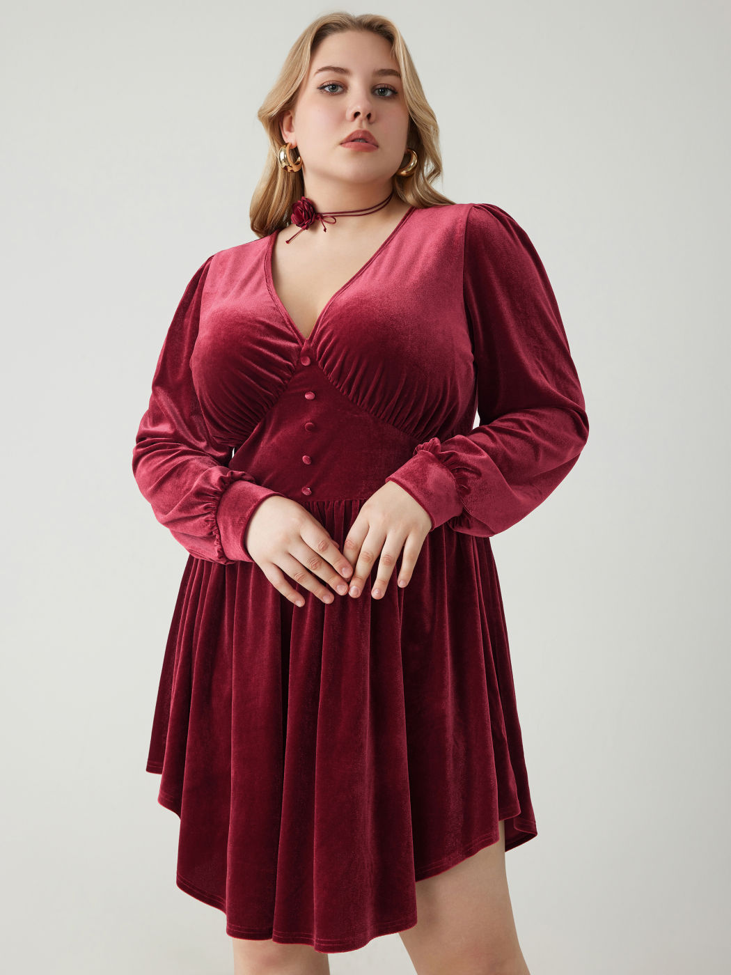  Samt V-Ausschnitt Solids Minikleid Kurve & Plus