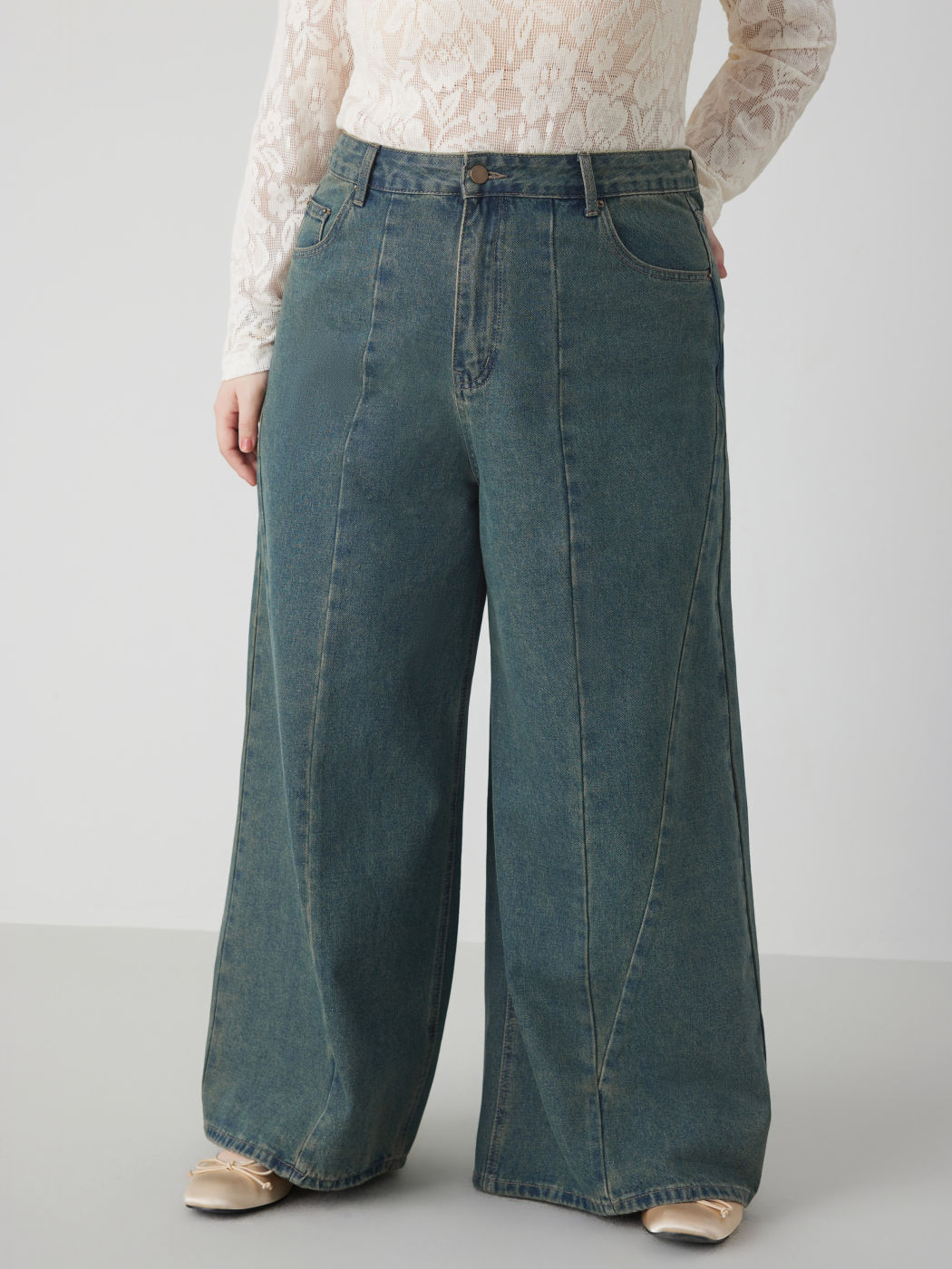 Denim Mid Waist Wide Leg Jeans Curve & Plus