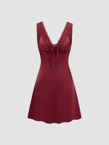 V-neck Lace Bowknot Mini Dress