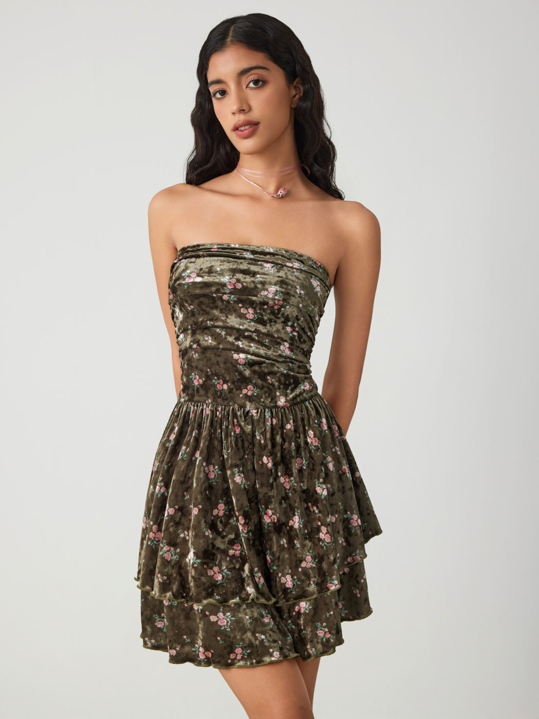  Samt Blumen Gerüschtes Geschichtetes Tube Minikleid