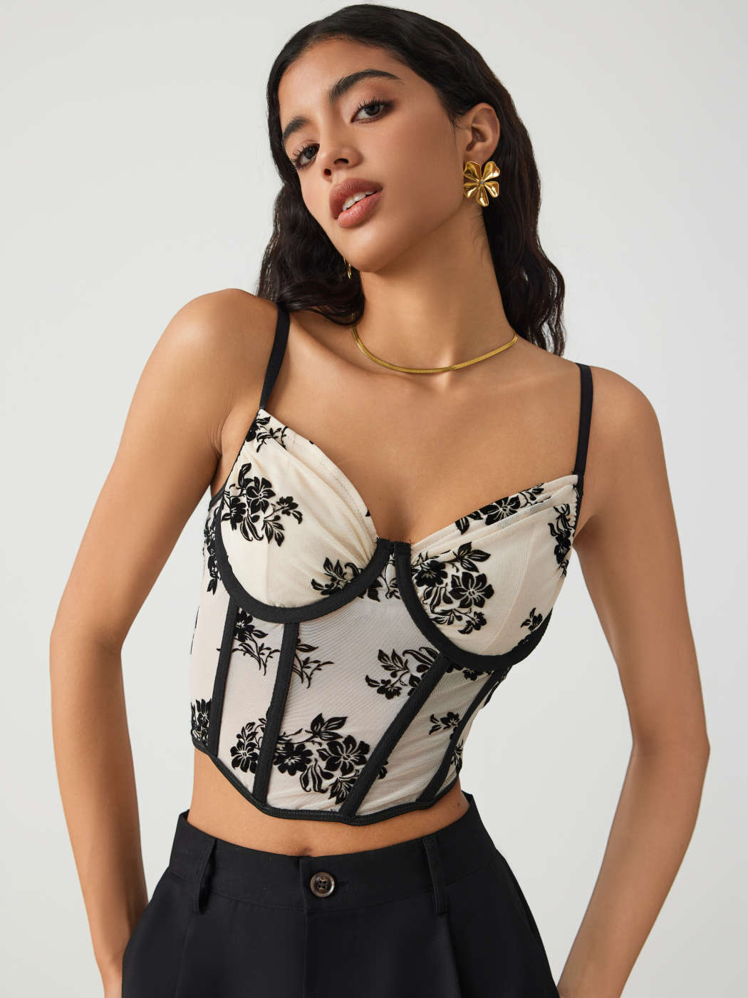 Express, Body Contour Floral Mesh Cropped Cami With Removeable Cups in  Black Pr