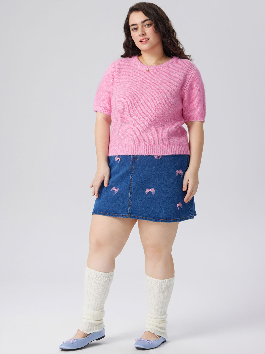 Knit Round Neckline Solid Short Sleeve Top Curve & Plus