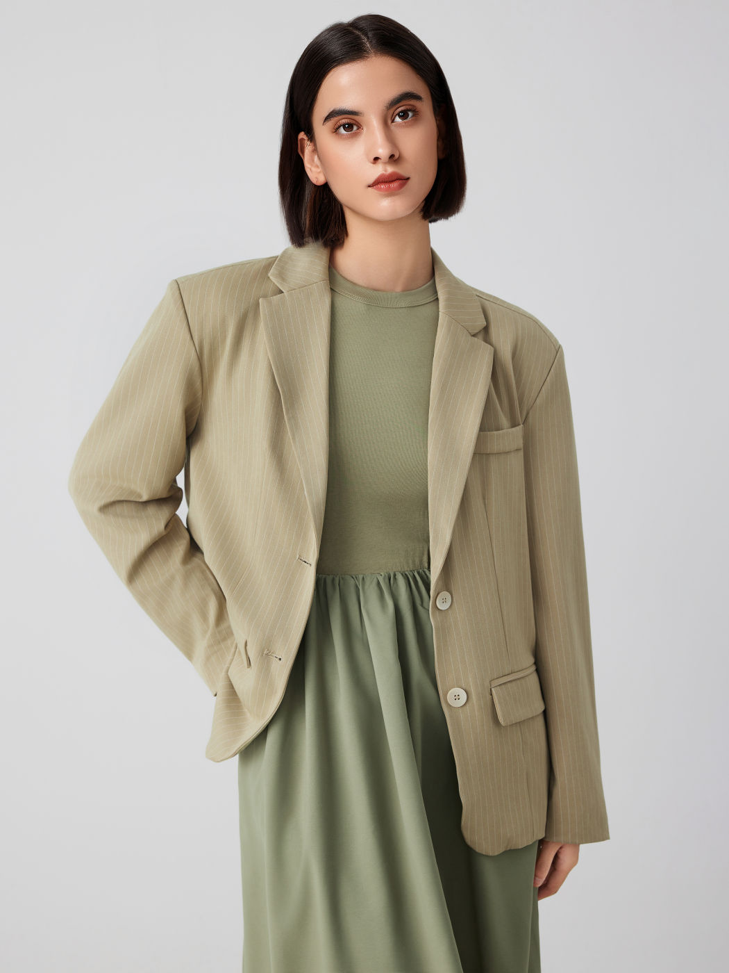 Blazer mit Streifenkragen und Knöpfen