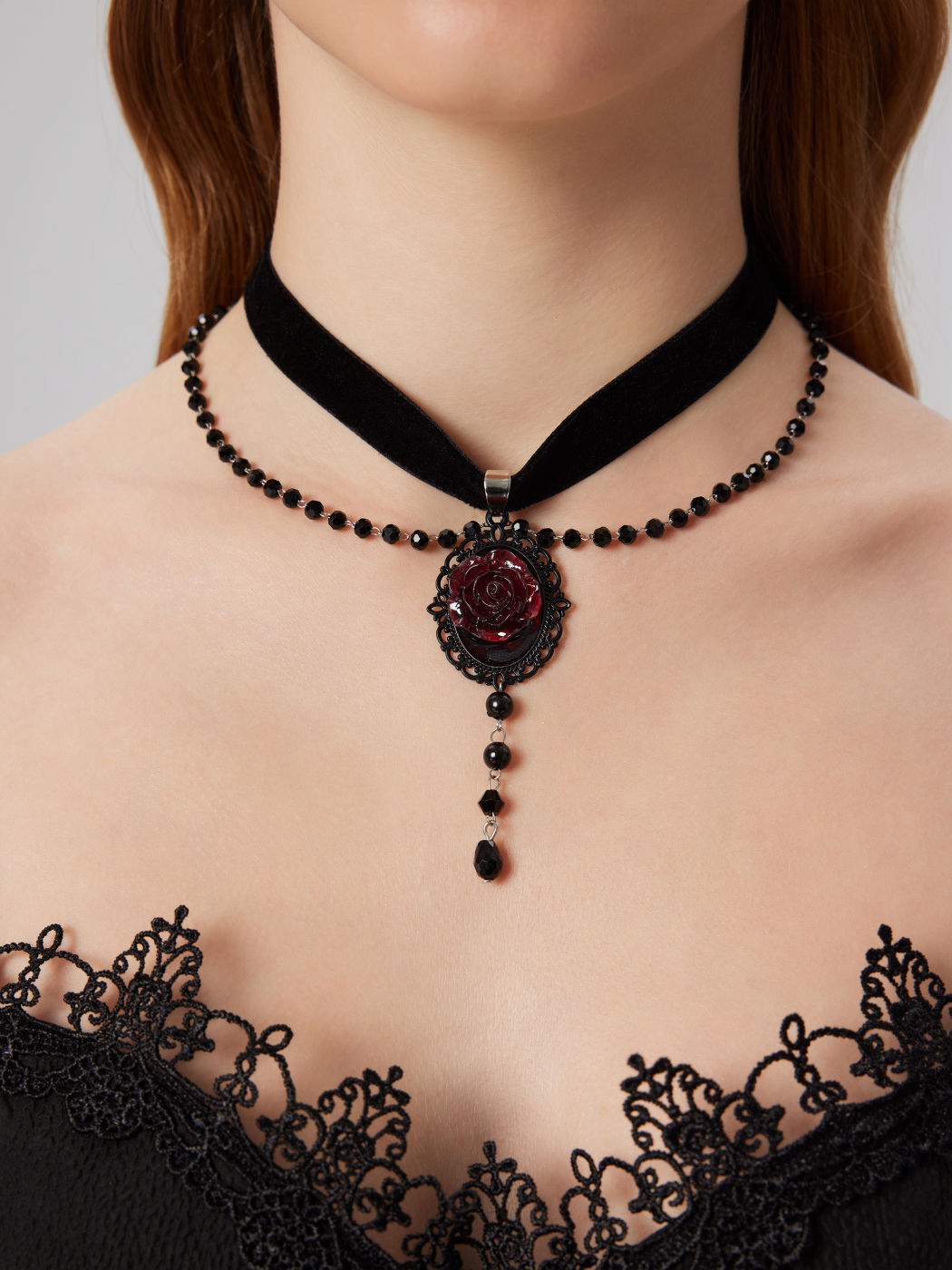 Gothic Rose Design Pendant Necklace