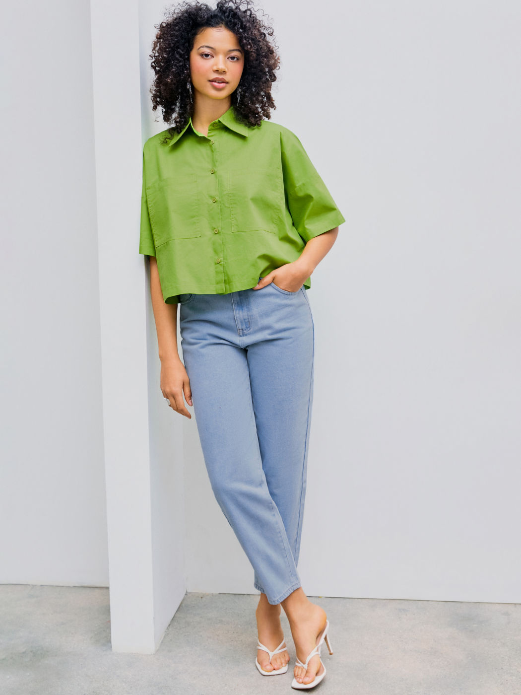 Collar Solid Pocket Short Sleeve Crop Shirt