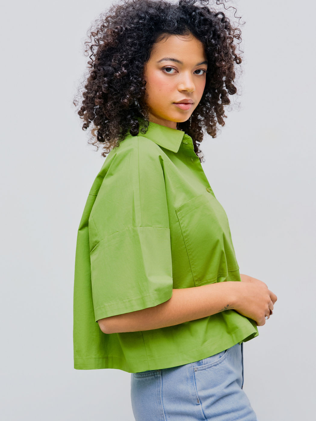 Collar Solid Pocket Short Sleeve Crop Shirt