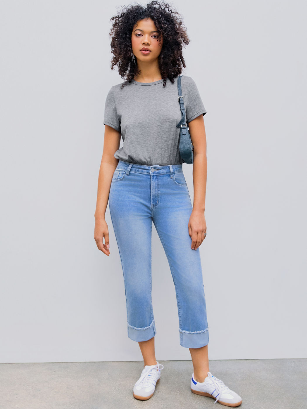 Round Neck Solid Short Sleeve Bodysuit