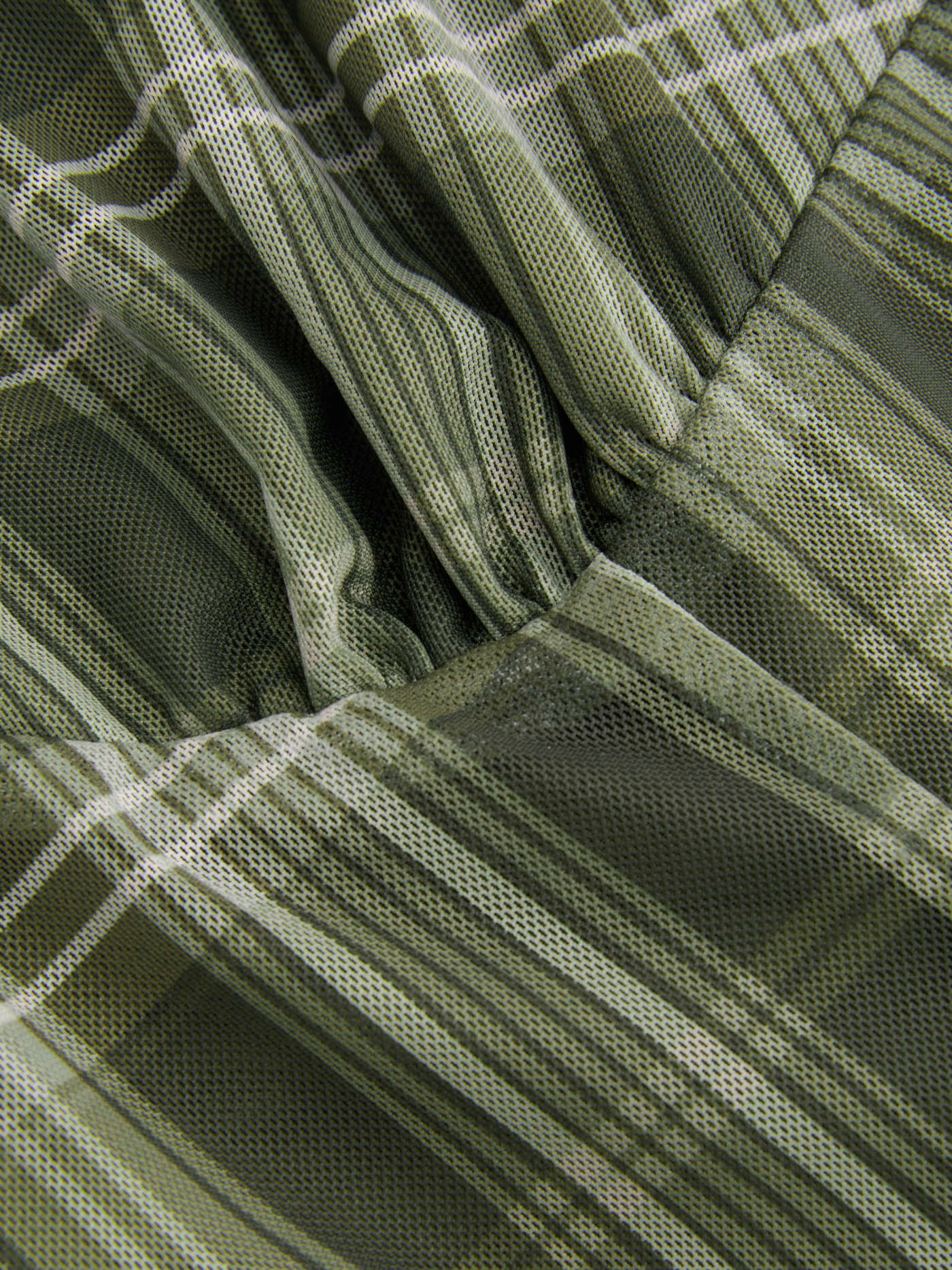 V-neck Check Mini Dress Curve & Plus