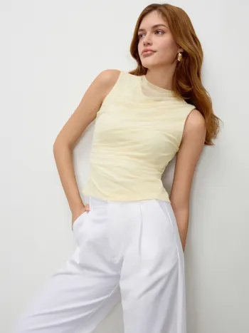  Mesh Patchy Turtle Neck Solid Ruched Crop Top