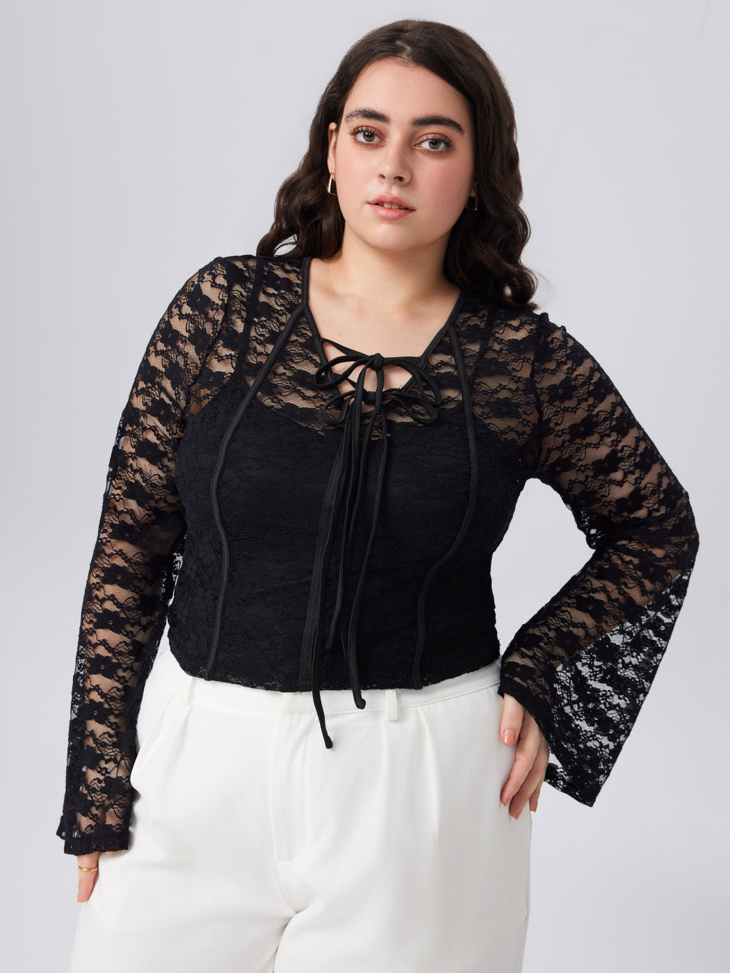 Floral Lace V-neck Top & Solid Cami Top Curve & Plus