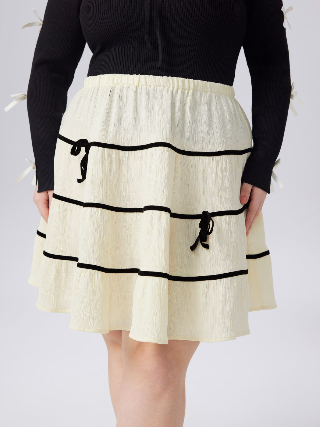 Middle Waist Ruffle Hem Bowknot Mini Skirt Curve & Plus