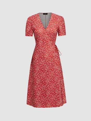 V-neck Ditsy Floral Knotted Midi Dress