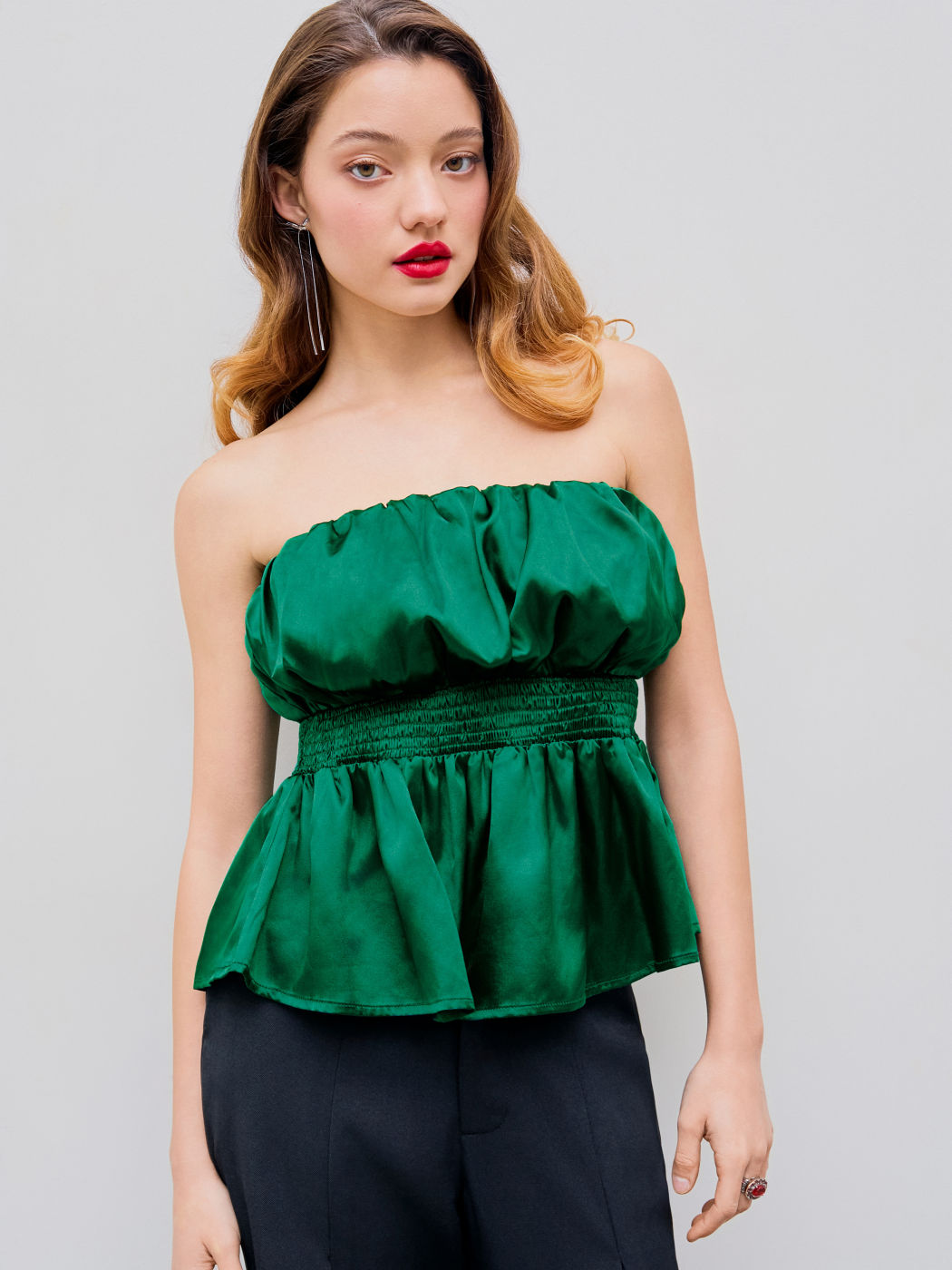 Collarless Ruched Crop Top