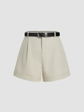 Mid Rise Solid Pocket Bermuda Shorts With Belt