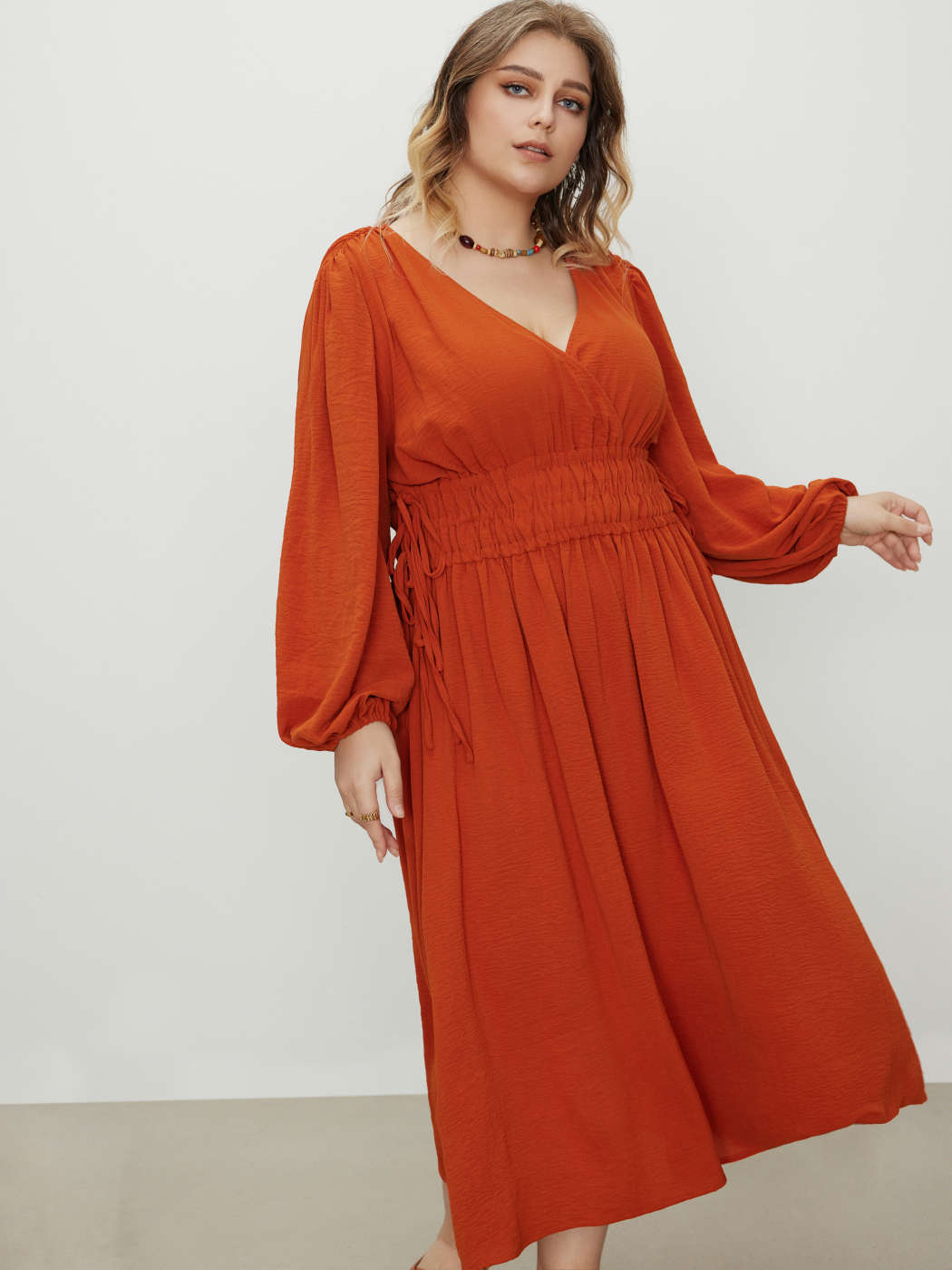 V-neck Solid Drawstring Maxi Dress Curve & Plus For Daily Casual 