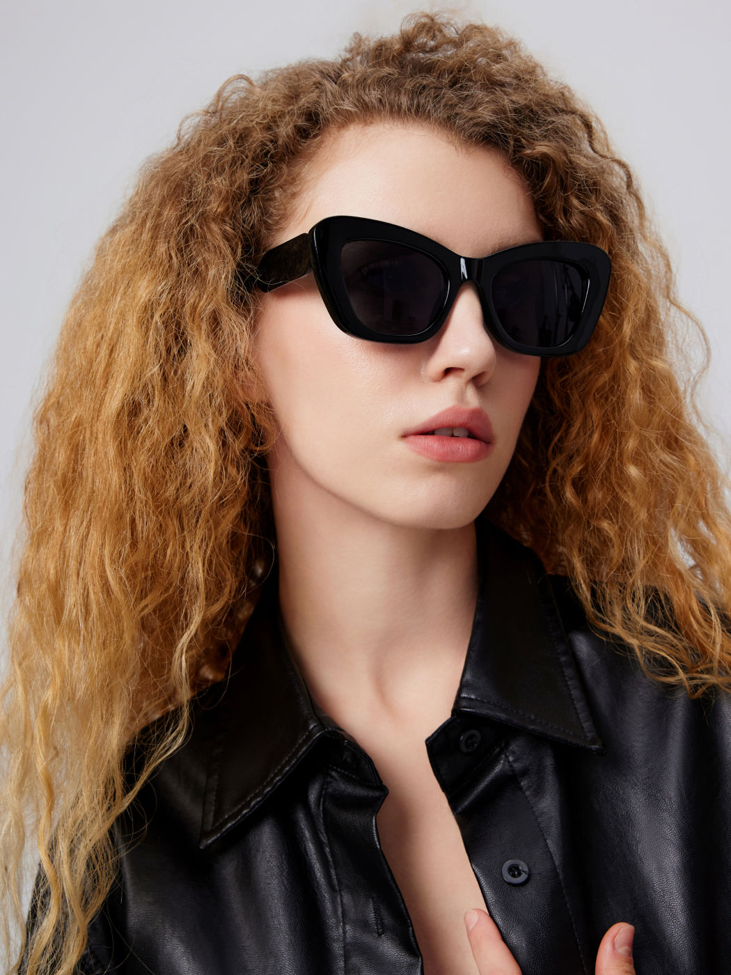  Kunststoff schräg gestaltete Sonnenbrille
