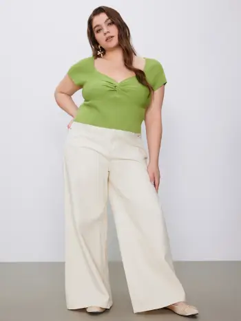 Knitted Sweetheart Twist Short Sleeve Crop Top Curve & Plus