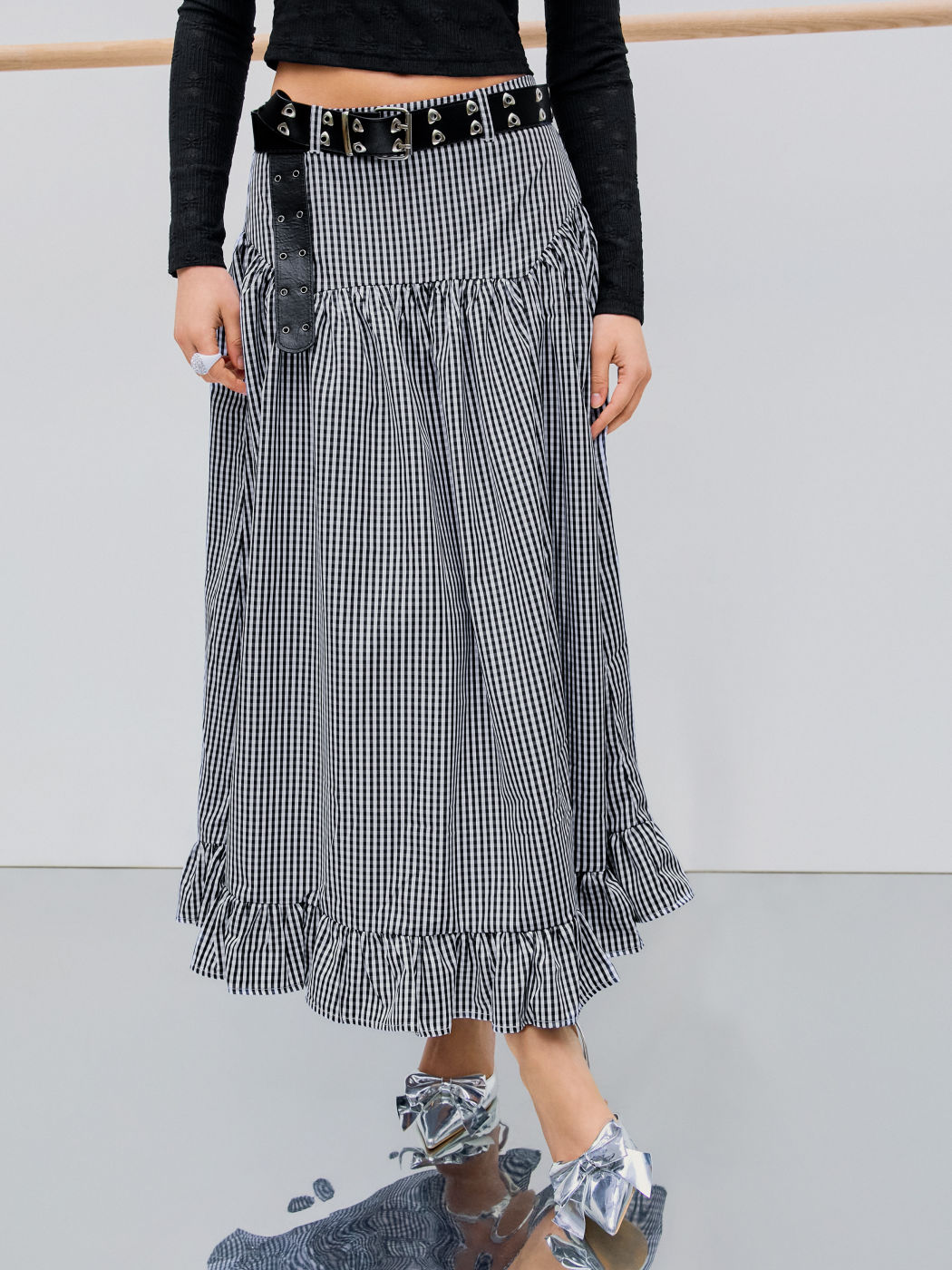 Mid Rise Check Pleated Maxi Skirt
