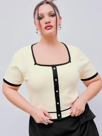 Knitted Button Crop Short Sleeve Top Curve & Plus