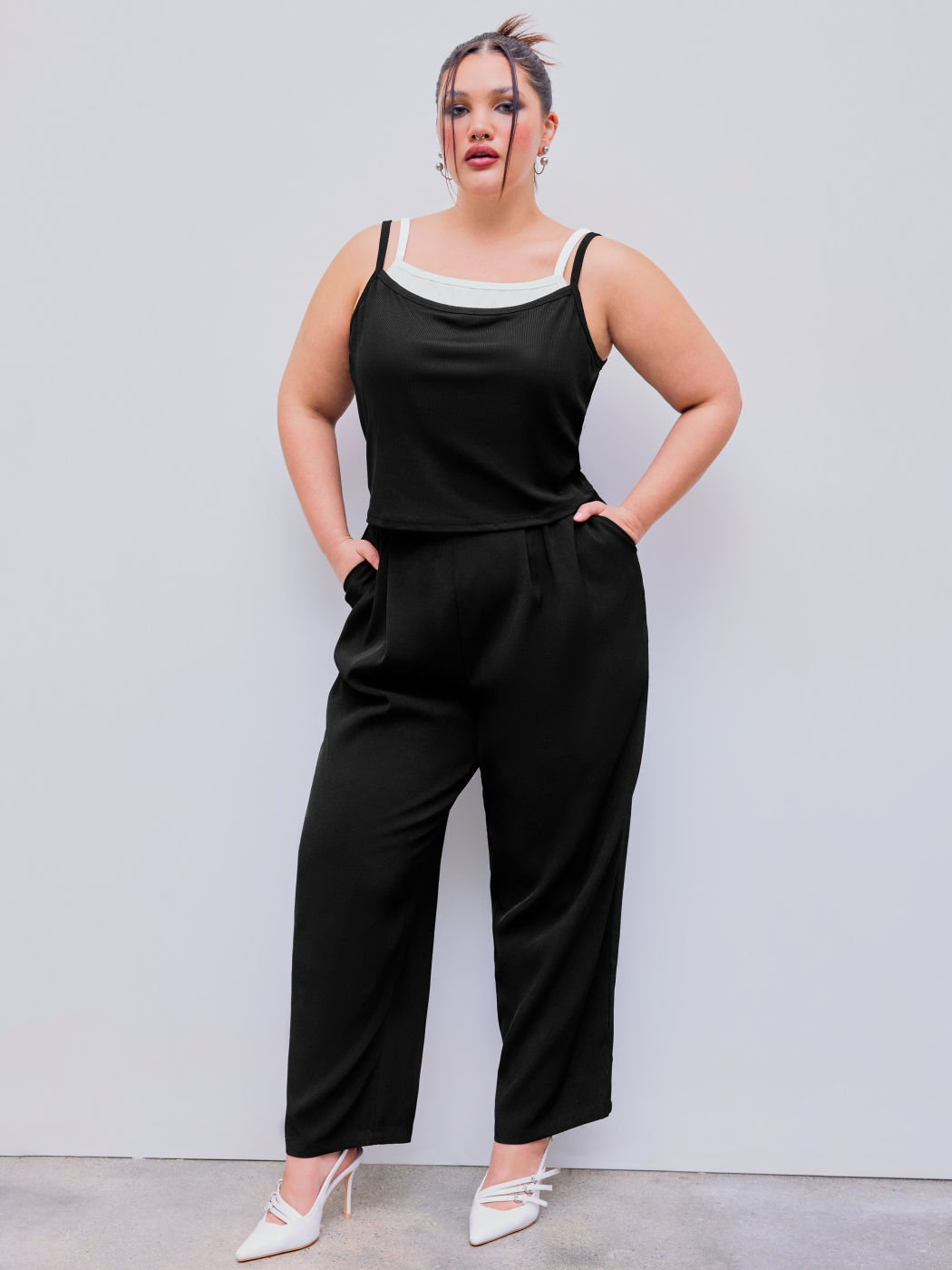 Two Tone U-neckline Contrasting Cami Crop Top Curve & Plus