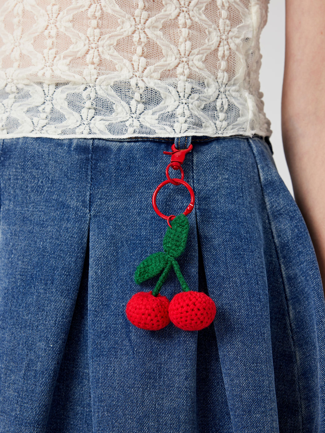 2pcs Cherry Decor Keychains