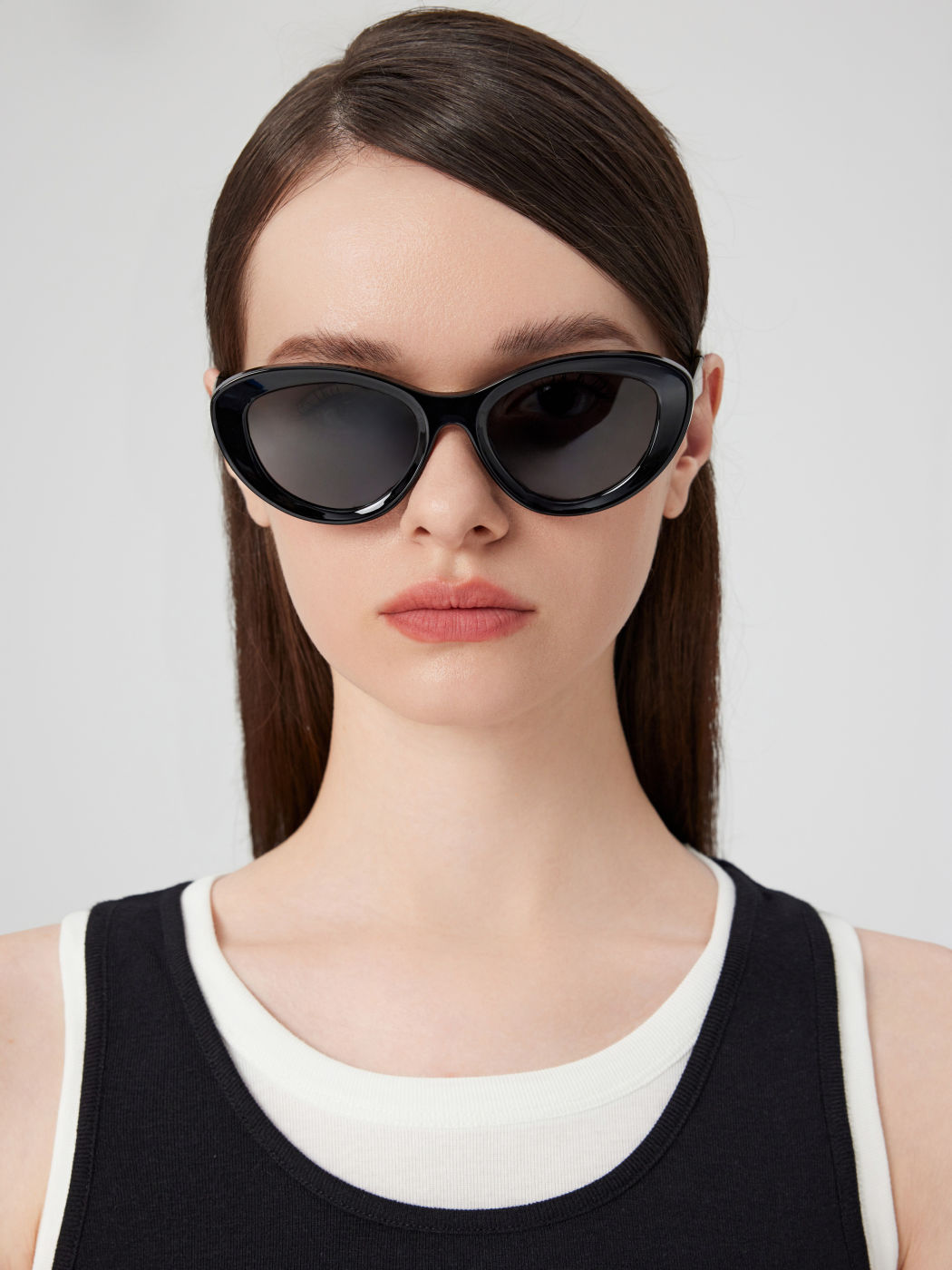 Angled Oval Fashion Glasses