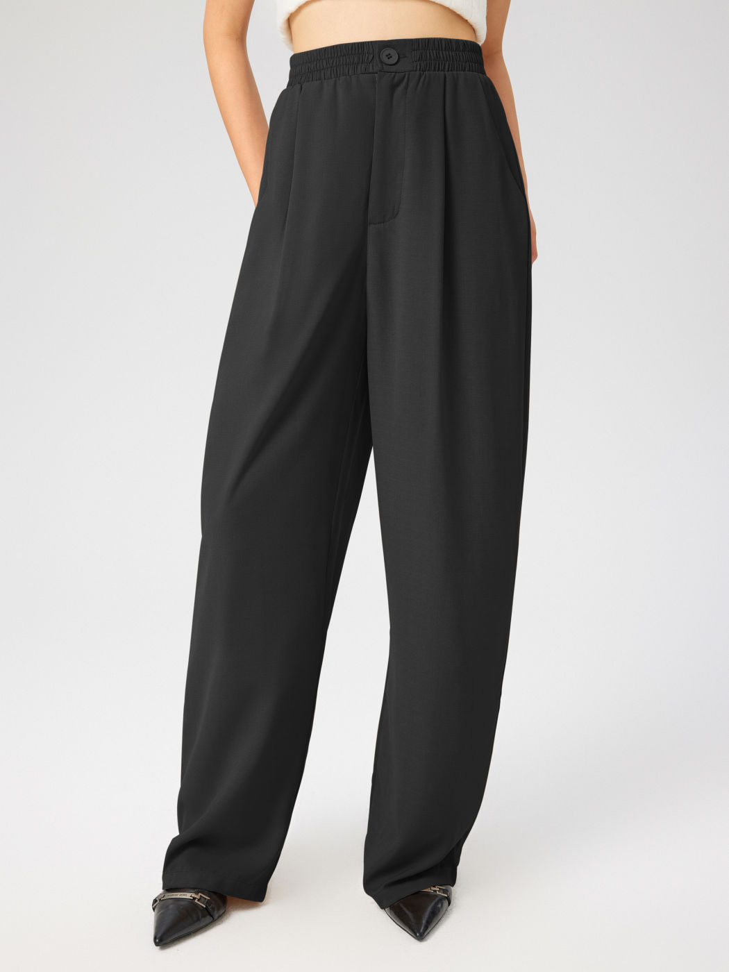 Solid, plissierte Hose mit weitem Bein und hoher Taille