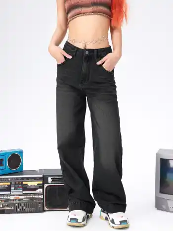 Mittlere Taille, lockere Jeans