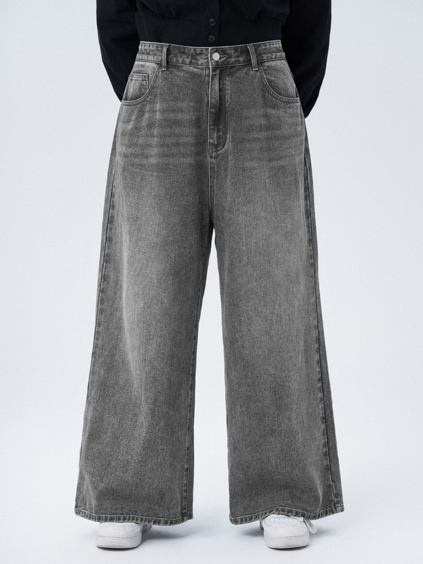 Denim Solid Pocket Straight Leg Jeans Curve & Plus