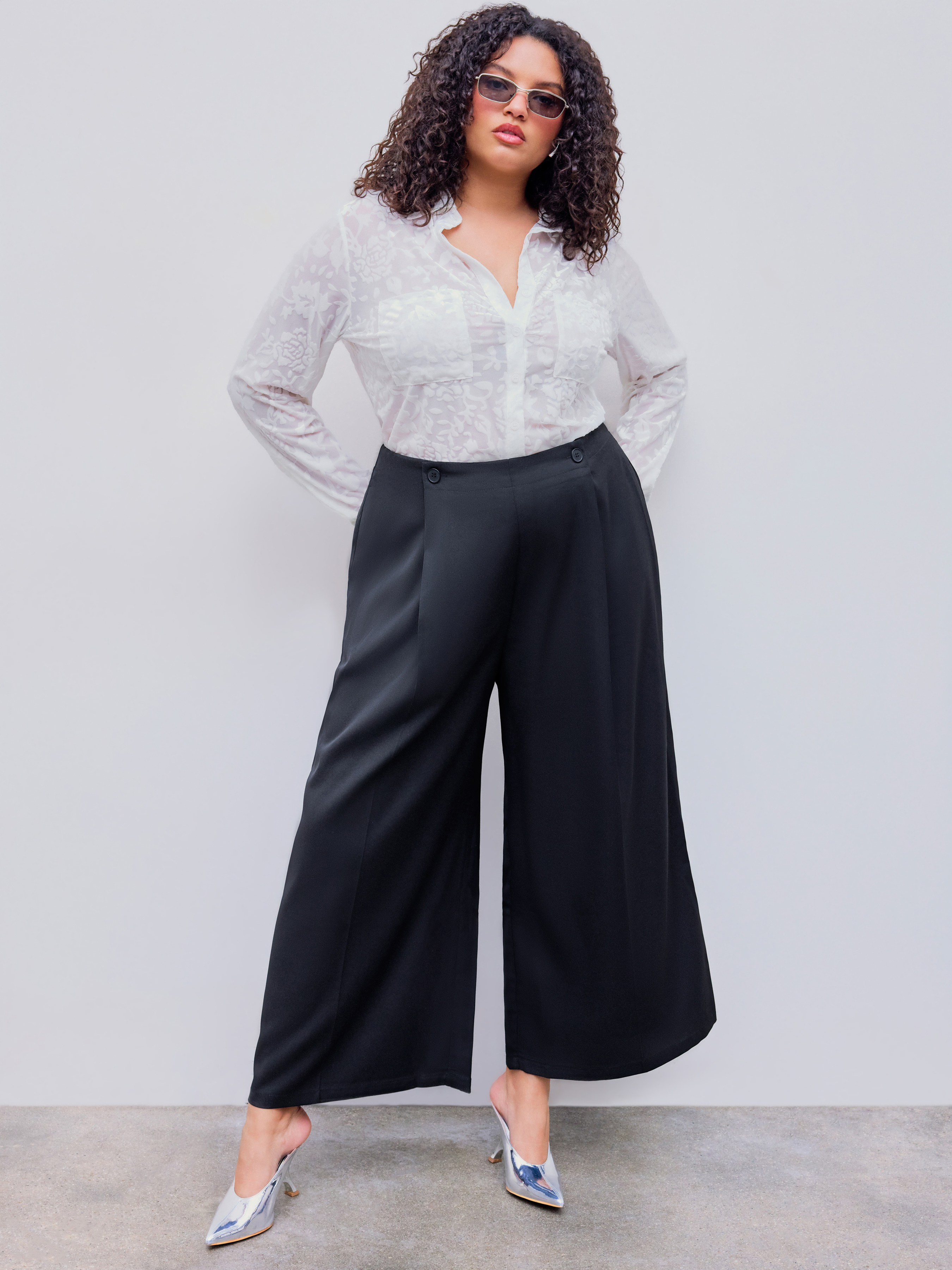 Woven Woven Mid Rise Zipper Pocket Wide Leg Trousers Curve